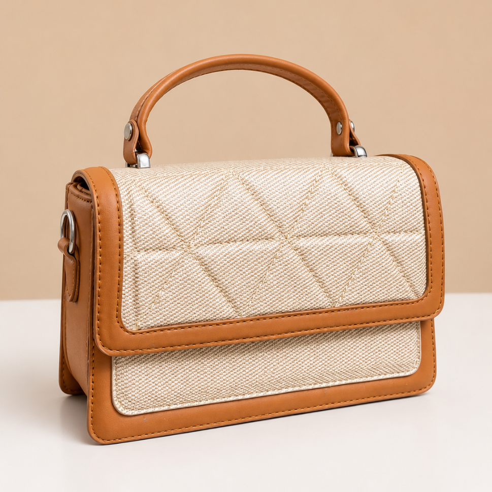 Quay Mini Bag view 2